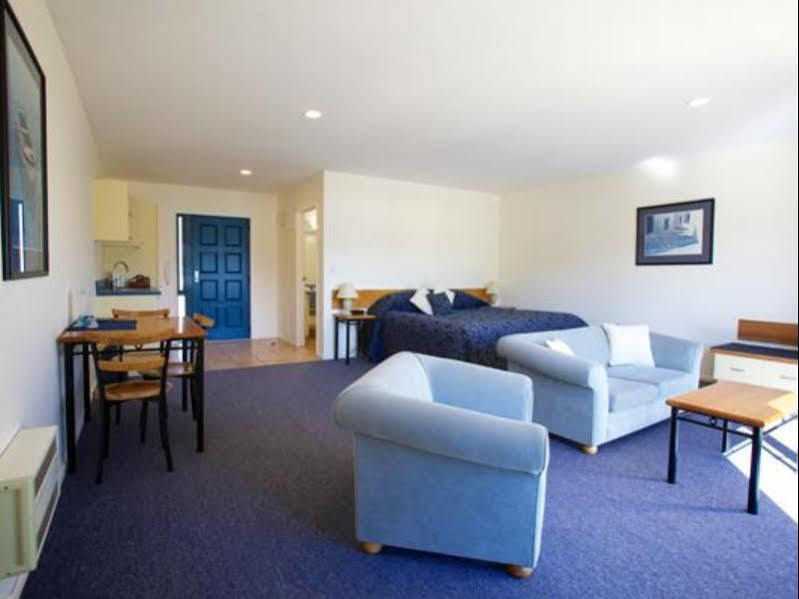 Akaroa Criterion Motel Экстерьер фото